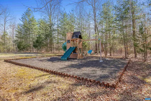 $895,000 | 381 Bybee Estates Lane, Palmyra, VA 22963