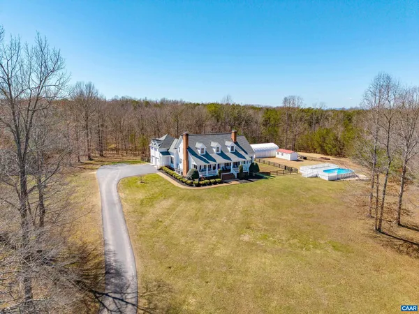 $895,000 | 381 Bybee Estates Lane, Palmyra, VA 22963