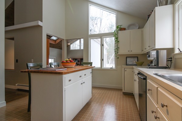15 Robinwood Road Acton, MA 01720 - Photo 18 of 24 Gallery Image 18