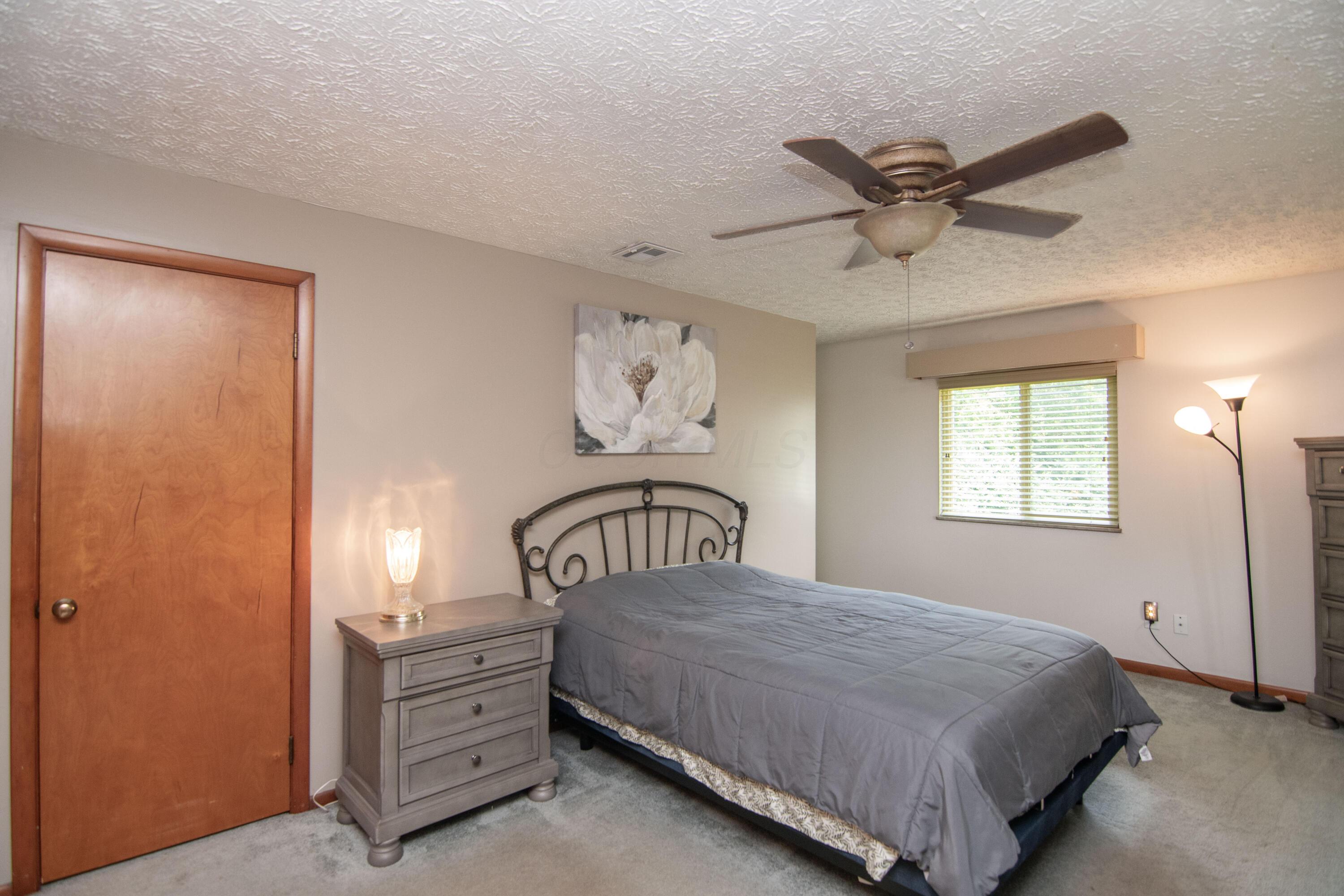 4360 Dublin Road Columbus, OH 43221 - Photo 22 of 41 Owner Suite