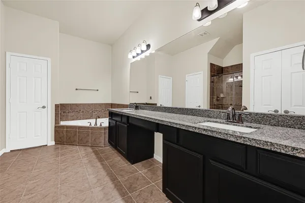 $375,000 | 17805 Arapaho Hill Lane, Humble, TX 77346