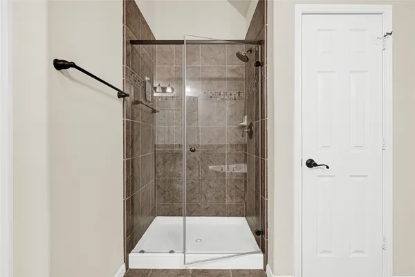 $375,000 | 17805 Arapaho Hill Lane, Humble, TX 77346