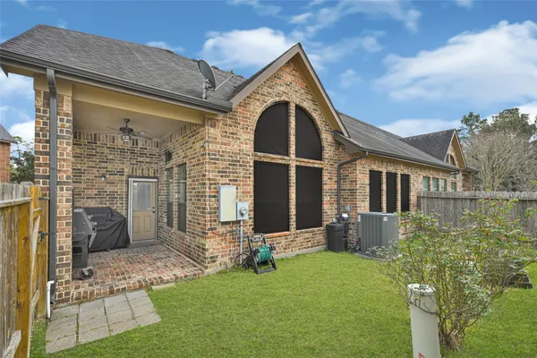 $375,000 | 17805 Arapaho Hill Lane, Humble, TX 77346