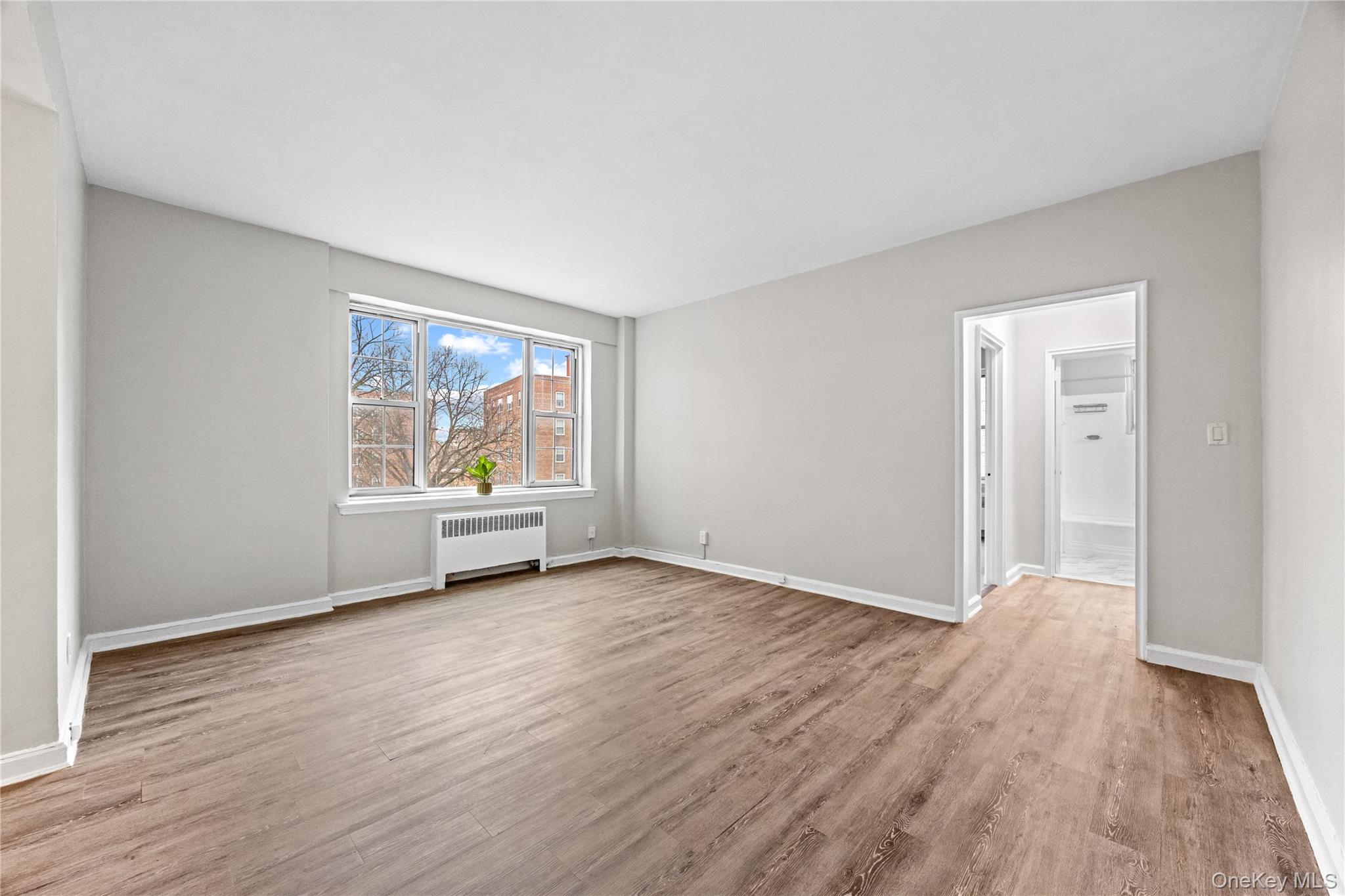 230 Pelham Road, Unit 4L New Rochelle, NY 10805 - Photo 13 of 30