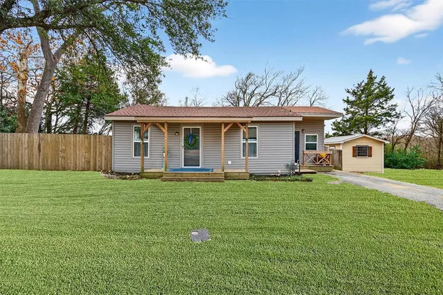 $165,000 | 1710 West Crawford Street, Denison, TX 75020