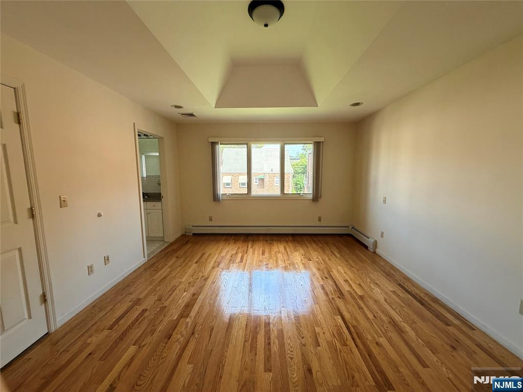 843 Pleasant View Terrace, Unit 2 Ridgefield, NJ 07657 - Photo 8 of 13 Gallery Image 8
