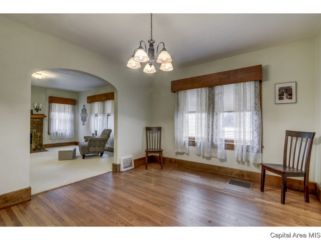 816 South State Street Springfield, IL 62704 - Photo 9 of 28