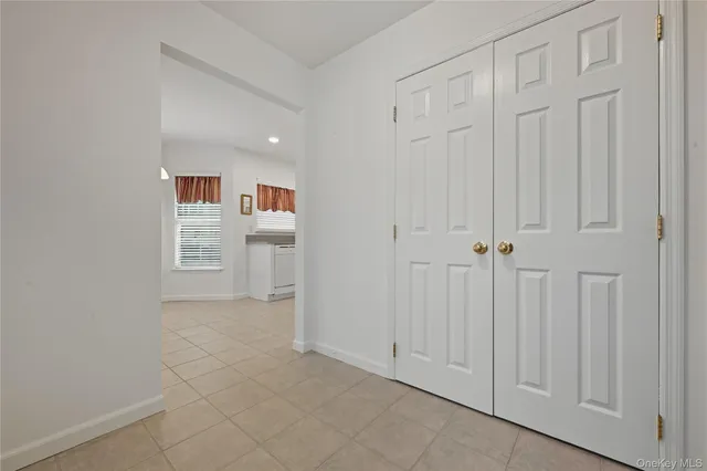 $599,900 | 12 Merrimack Road, Hauppauge, NY 11787