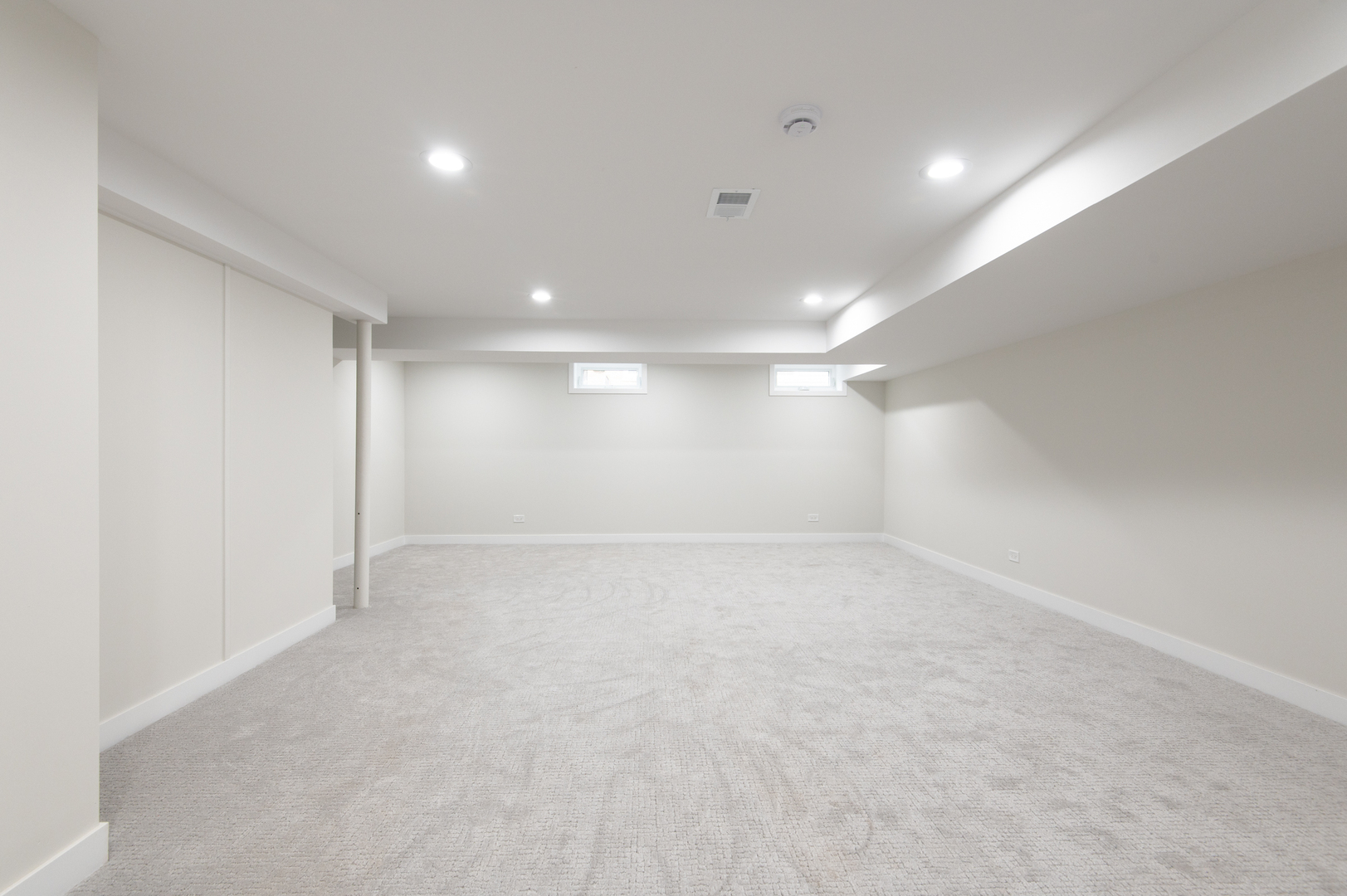7502 North Ridge Boulevard, Unit D Chicago, IL 60645 - Photo 25 of 31 Gallery Image 25