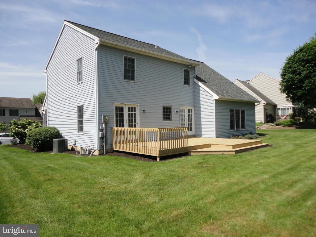 7 Penny Lane Lititz, PA 17543 - Photo 3 of 36 Gallery Image 3