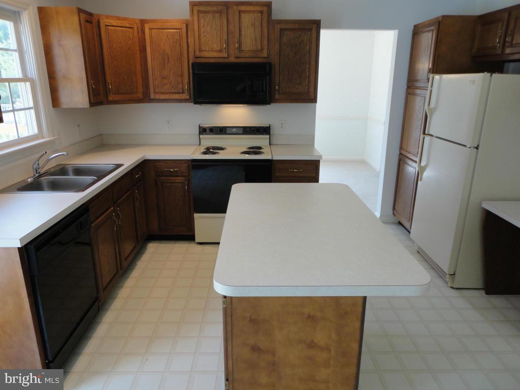 7 Penny Lane Lititz, PA 17543 - Photo 9 of 36 Gallery Image 9