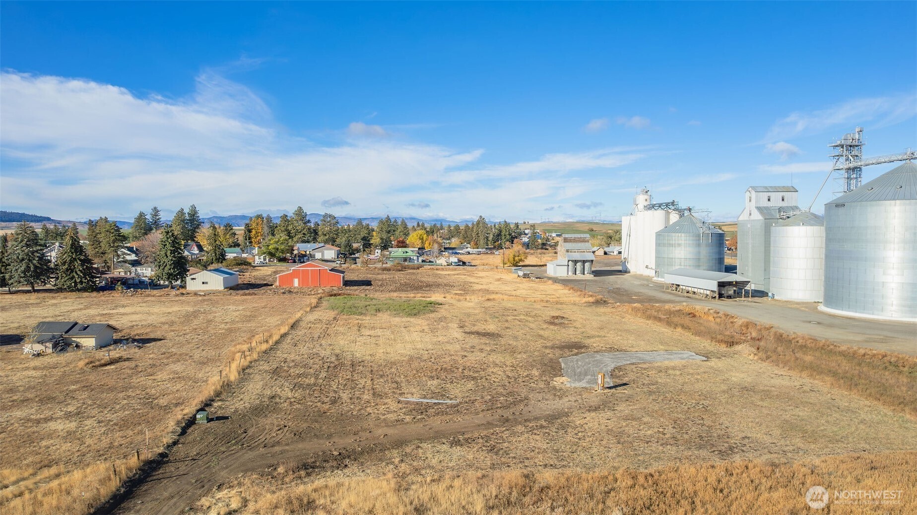 601 East 1st Street Waterville, WA 98858 - Photo 11 of 18 a view of the terrace of city