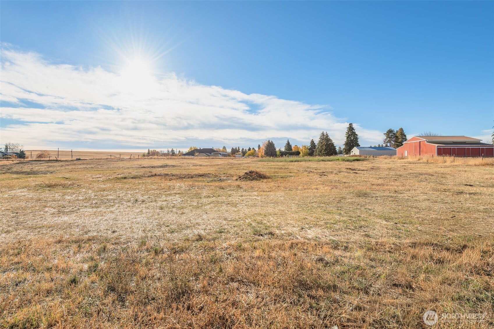 601 East 1st Street Waterville, WA 98858 - Photo 7 of 18 a view of an ocean and beach