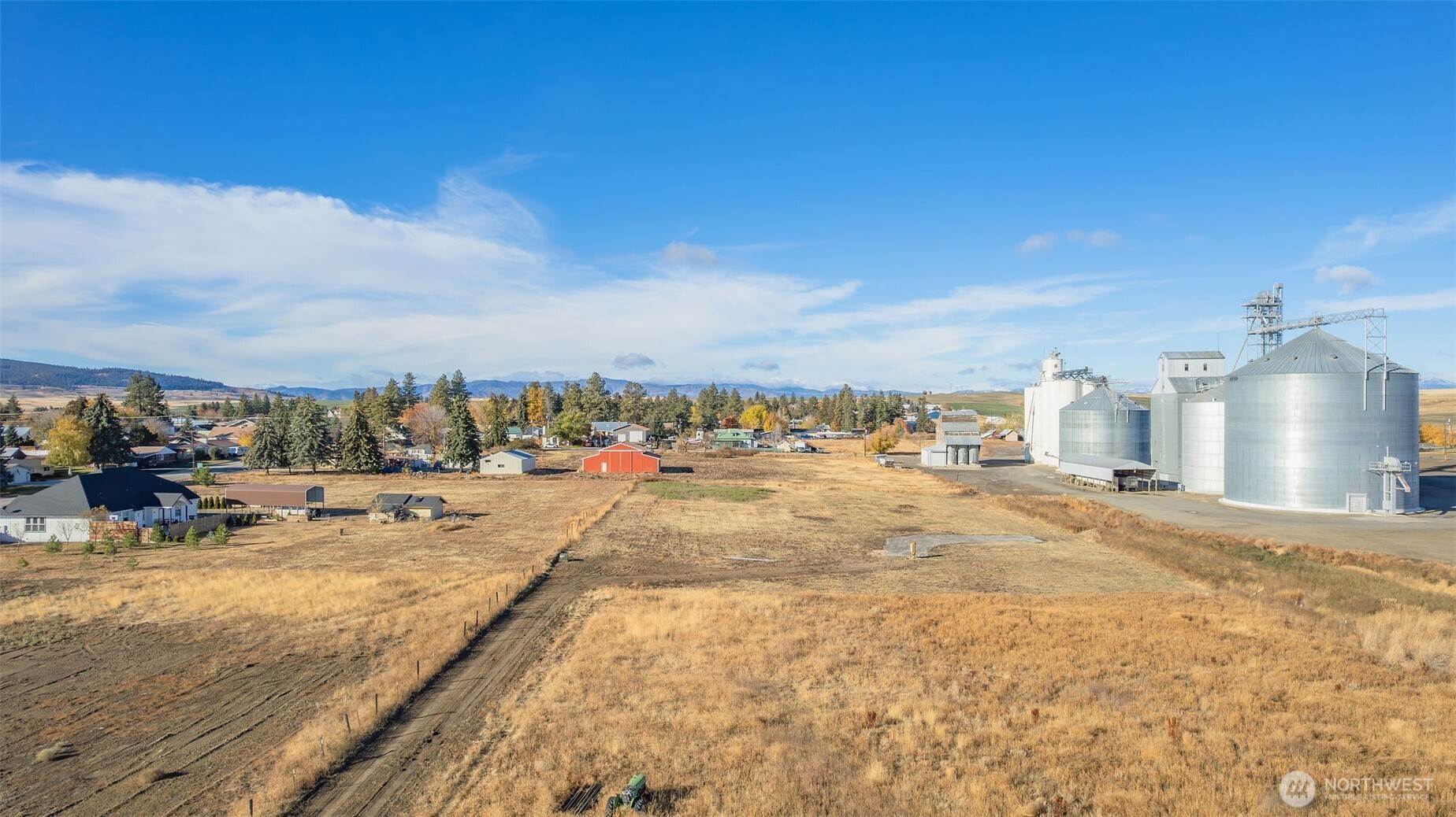 601 East 1st Street Waterville, WA 98858 - Photo 10 of 18 a view of a terrace view