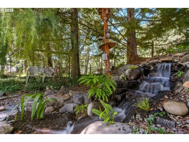 a view of outdoor space and garden