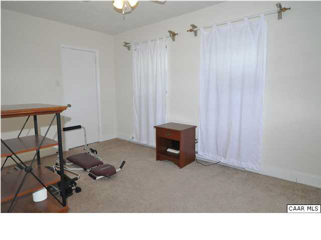 3425 Richmond Road Keswick, VA 22947 - Photo 15 of 22 a room with a table and chairs
