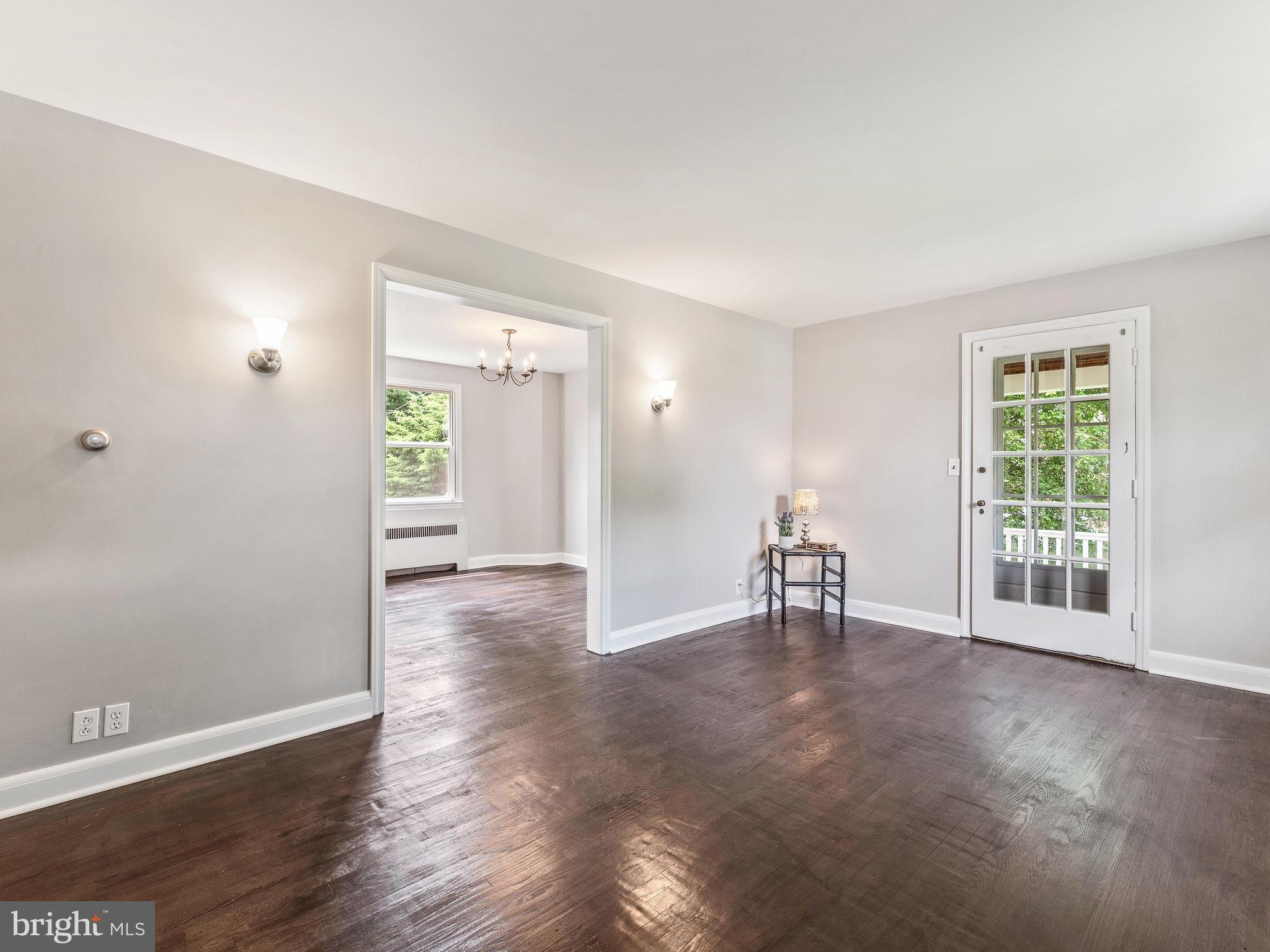 4203 Fordham Road Baltimore, MD 21229 - Photo 3 of 36 Living room with pendant lights