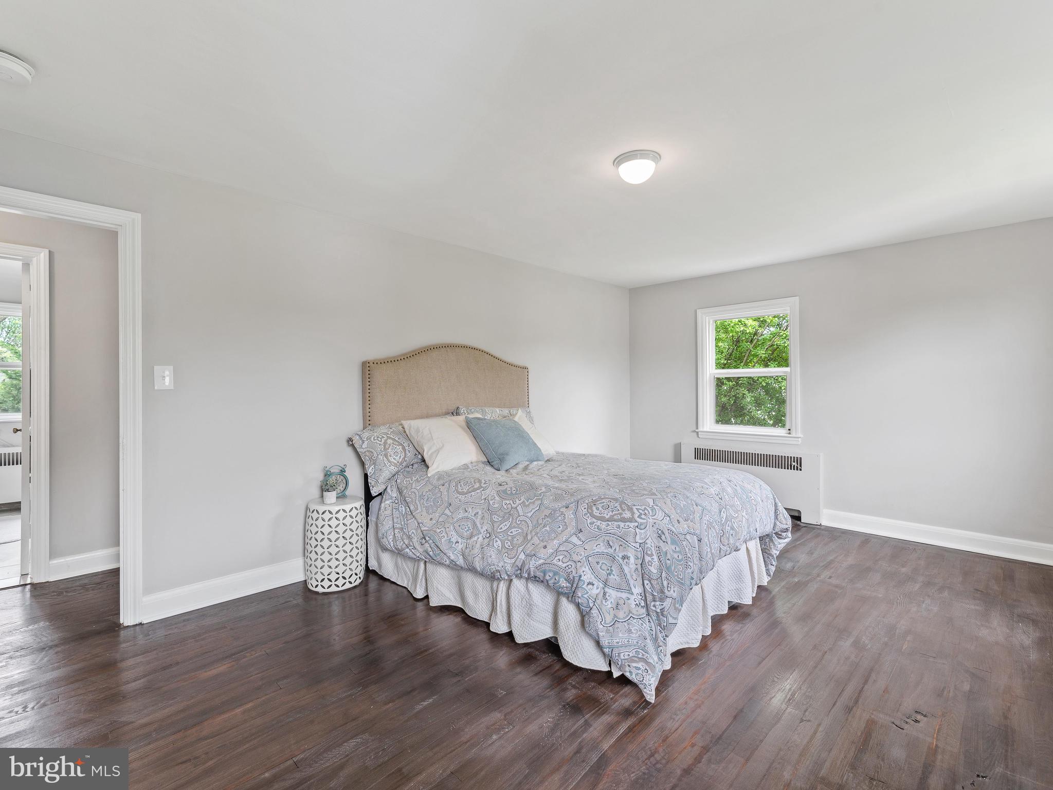 4203 Fordham Road Baltimore, MD 21229 - Photo 22 of 36 Queen size bed demonstrates the size