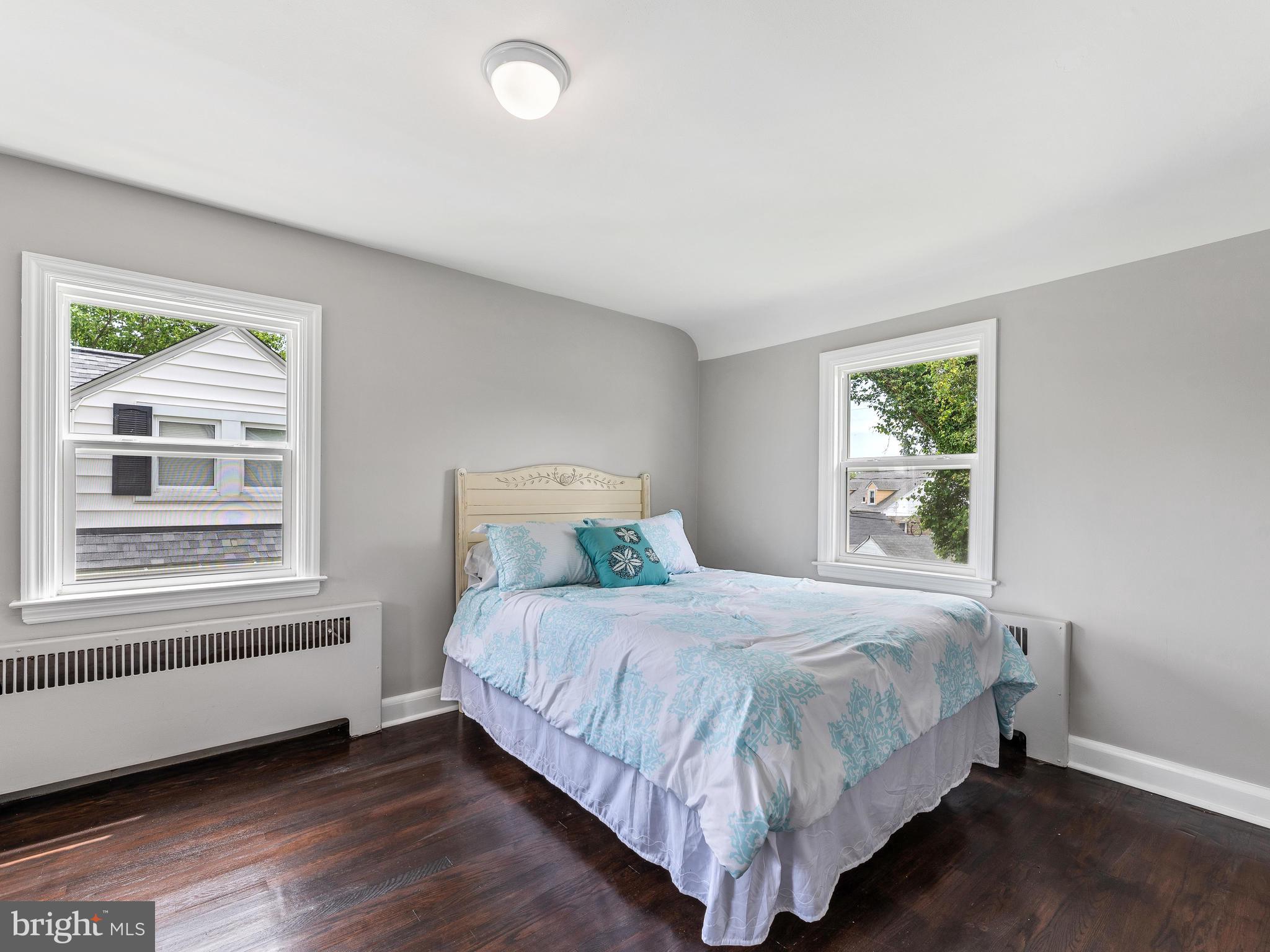 4203 Fordham Road Baltimore, MD 21229 - Photo 26 of 36 2nd bedroom with loads of windows