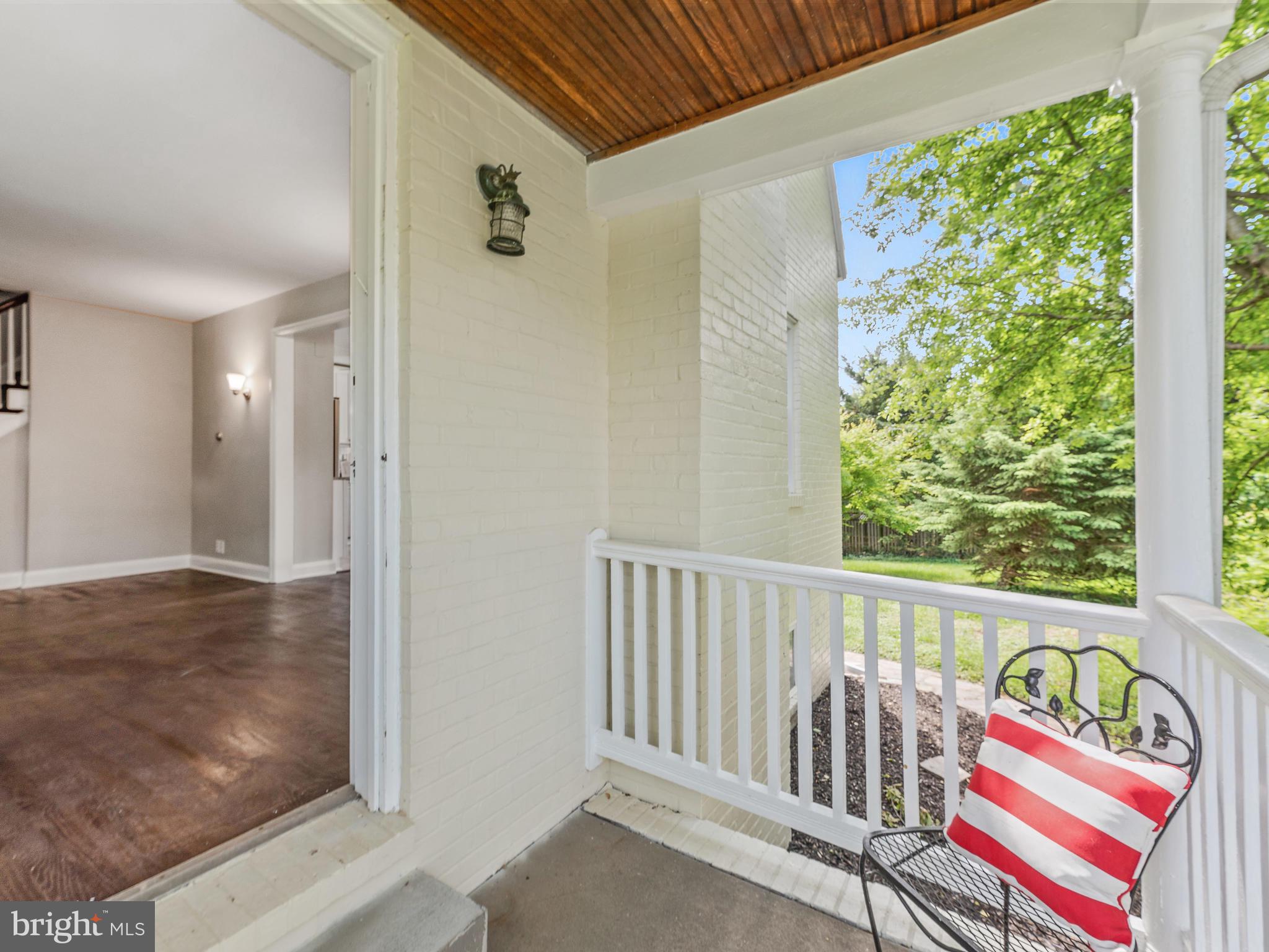 4203 Fordham Road Baltimore, MD 21229 - Photo 9 of 36 Covered porch