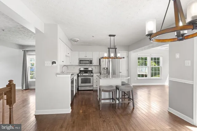 $2,400 | 401 Greentree Circle, Abingdon, MD 21009