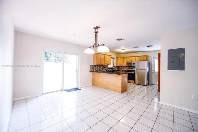 $1,037,500 | 3651 William Avenue, Miami, FL 33133