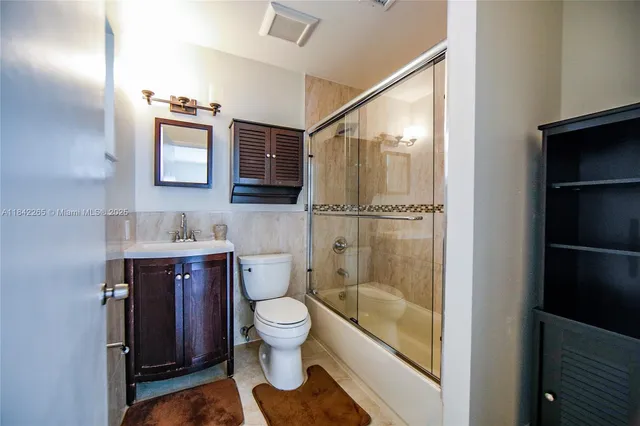 $1,037,500 | 3651 William Avenue, Miami, FL 33133