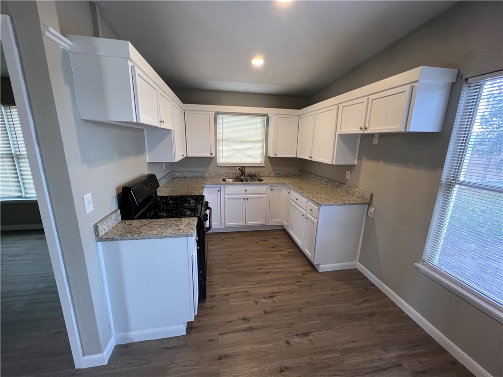 4845 Concord Street Corpus Christi, TX 78415 - Photo 5 of 21