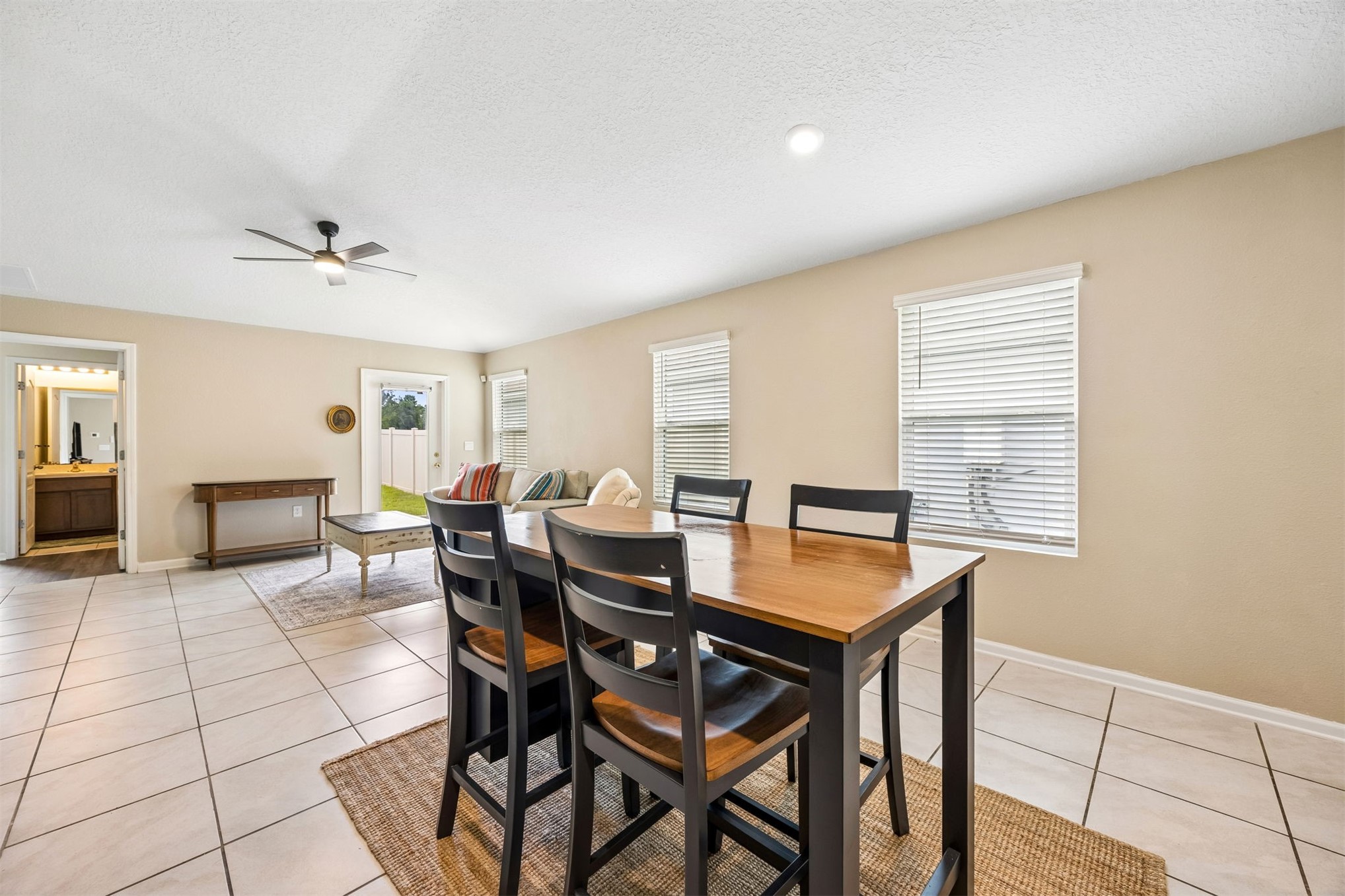 86226 Mainline Road Yulee, FL 32097 - Photo 8 of 27 Gallery Image 8
