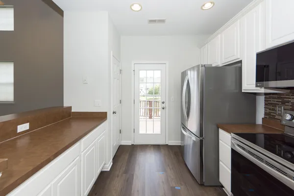 $2,625 | 547 McLernon Trace, Johns Island, SC 29455