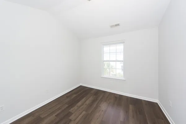 $2,625 | 547 McLernon Trace, Johns Island, SC 29455