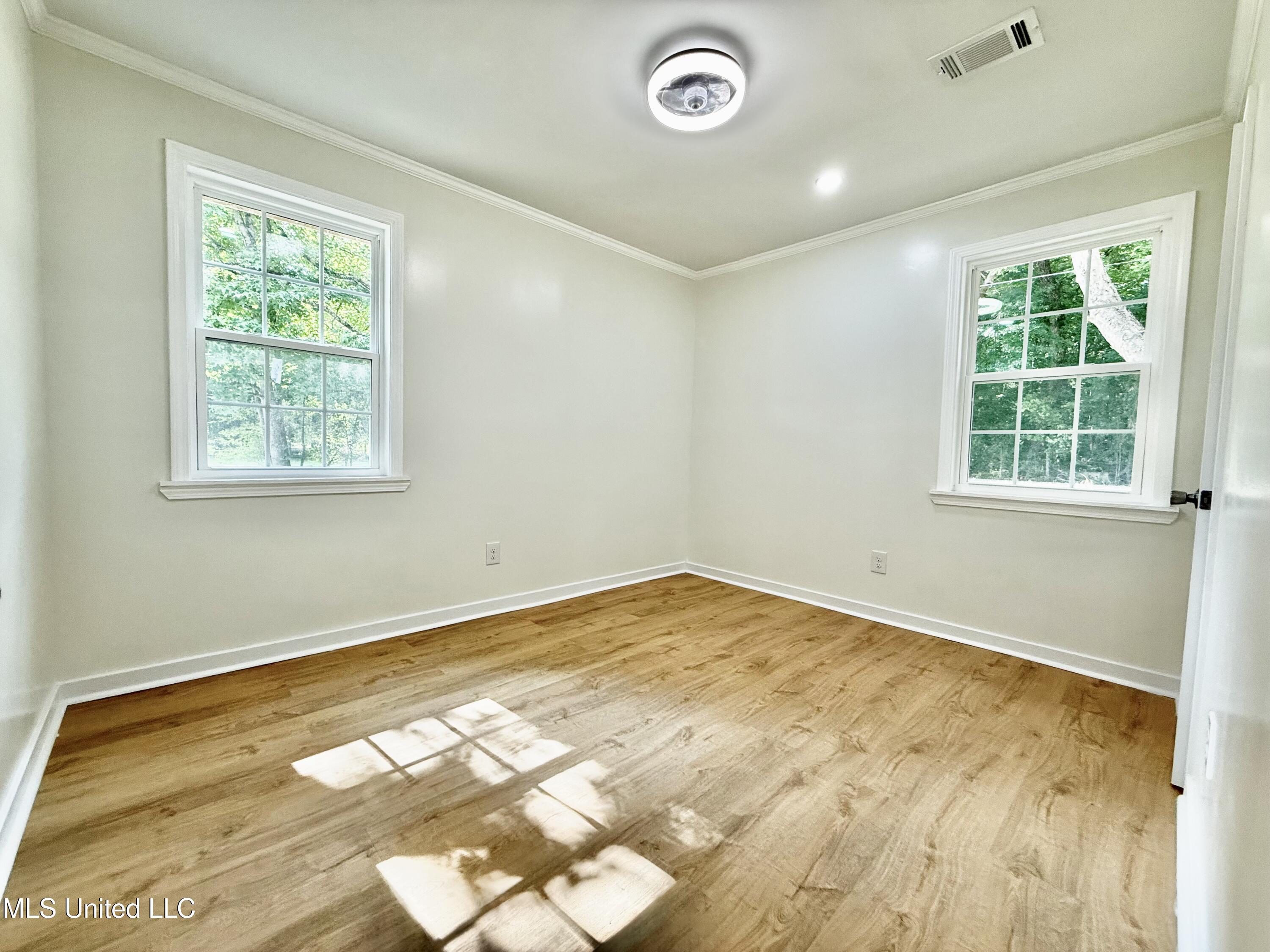 14679 Burton Road Olive Branch, MS 38654 - Photo 11 of 18 IMG_5350