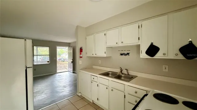 $950 | 213 Doctor Martin Luther King Junior Avenue, Wildwood, FL 34785