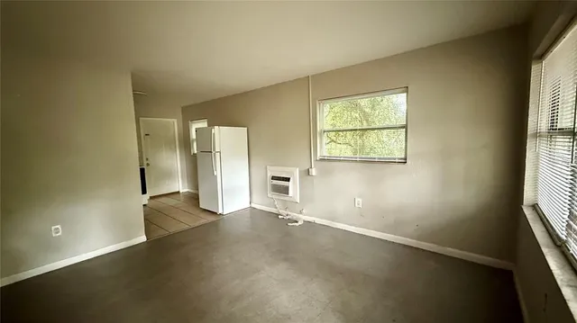 $950 | 213 Doctor Martin Luther King Junior Avenue, Wildwood, FL 34785