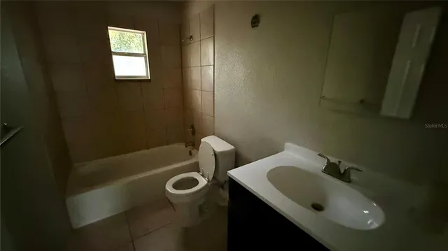 $950 | 213 Doctor Martin Luther King Junior Avenue, Wildwood, FL 34785