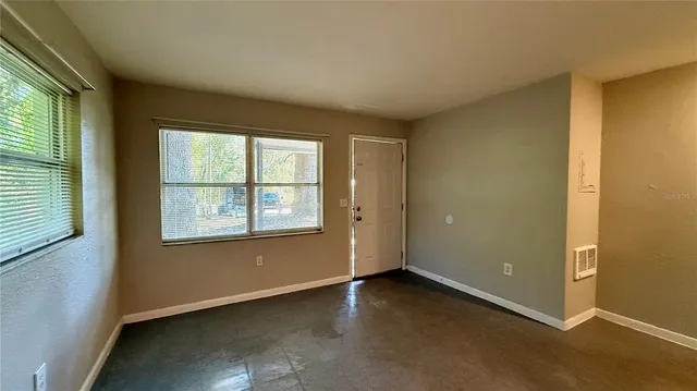 $950 | 213 Doctor Martin Luther King Junior Avenue, Wildwood, FL 34785