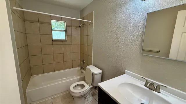 $950 | 213 Doctor Martin Luther King Junior Avenue, Wildwood, FL 34785