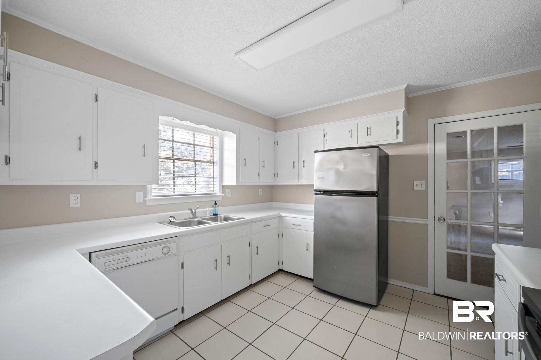 5406 Spring Drive Mobile, AL 36693 - Photo 9 of 40