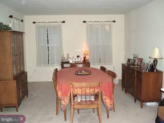 127 Raintree Crossing Hatfield, PA 19440 - Photo 3 of 6 Gallery Image 3