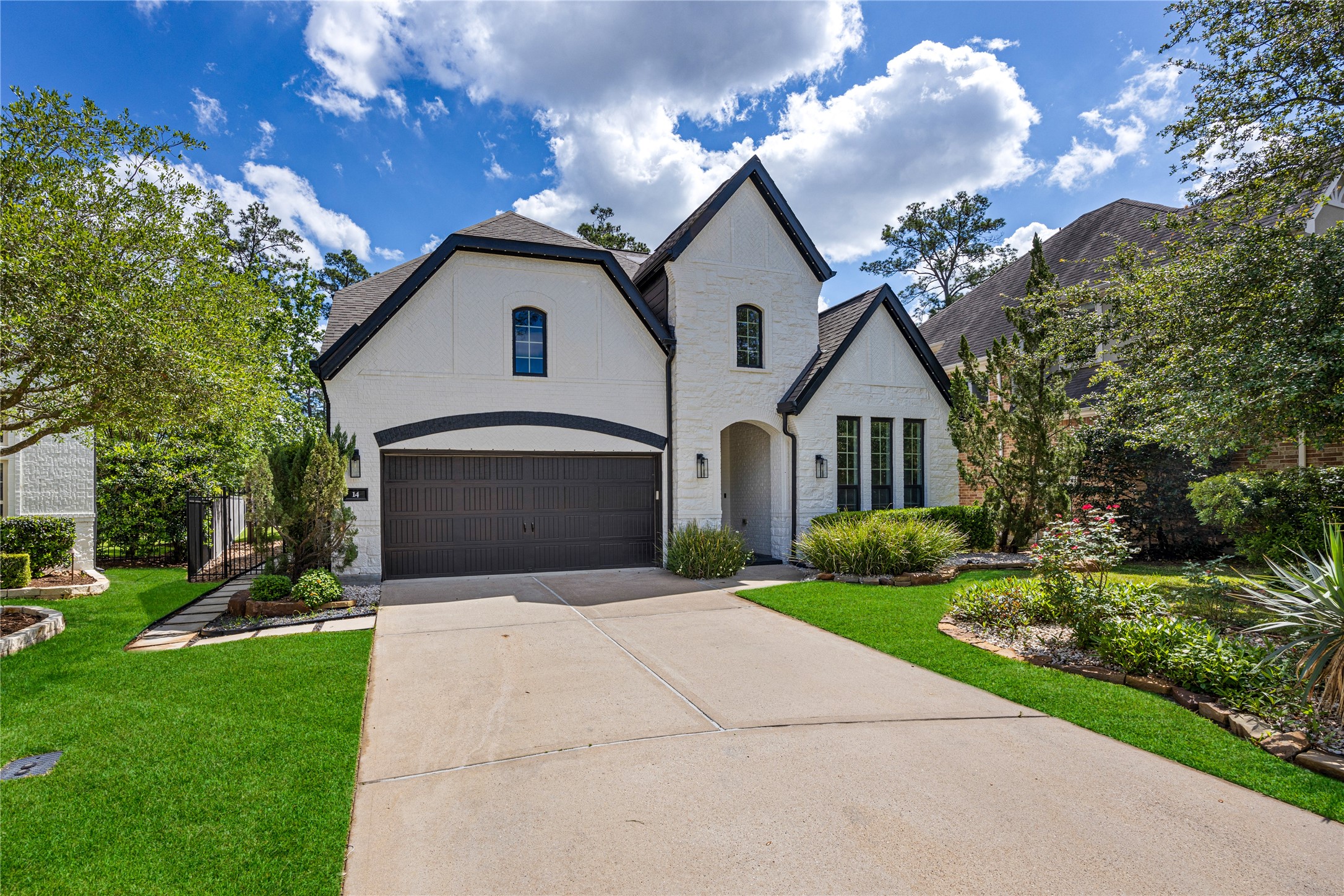 14 Rancher's Trail The Woodlands, TX 77375 - Photo 2 of 27 Front of the Houuse