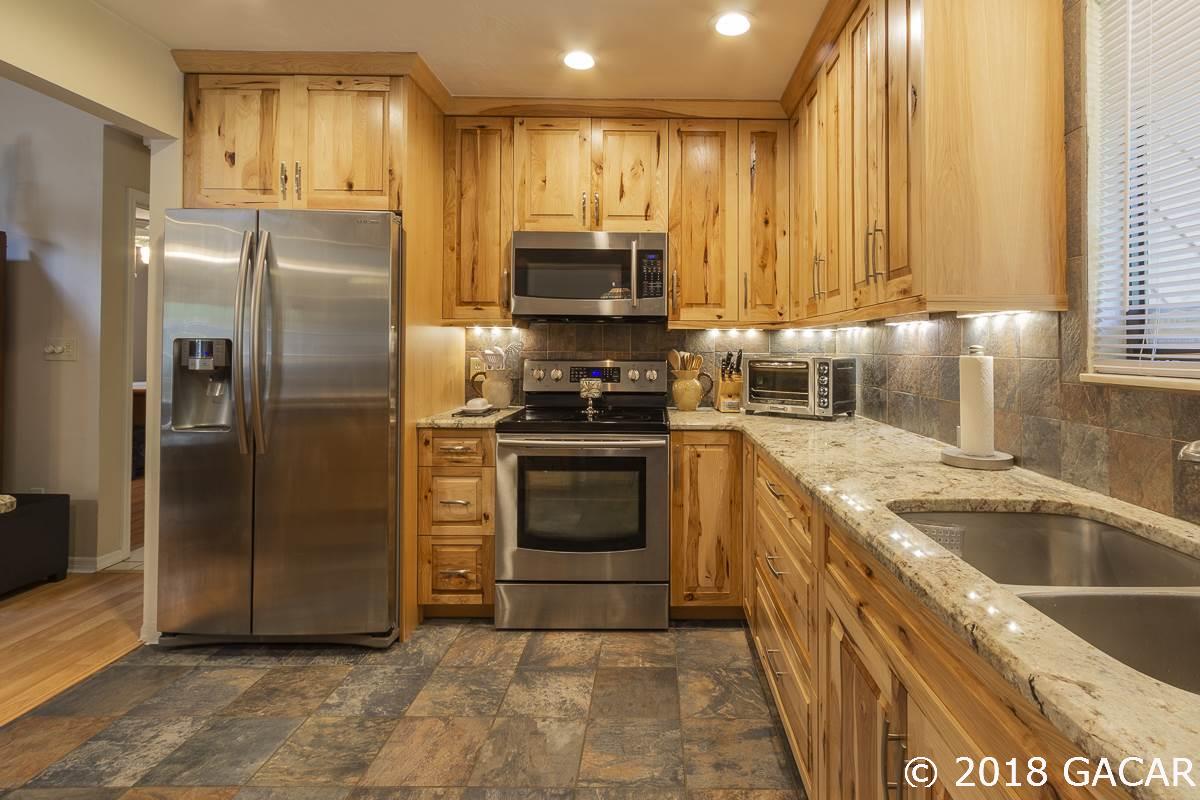 7623 Southwest 10 Avenue Gainesville, FL 32607 - Photo 12 of 29 Gallery Image 12