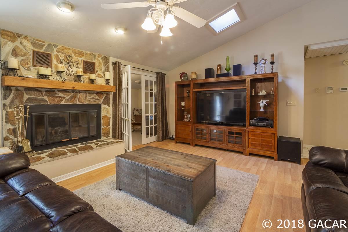7623 Southwest 10 Avenue Gainesville, FL 32607 - Photo 7 of 29 Gallery Image 7