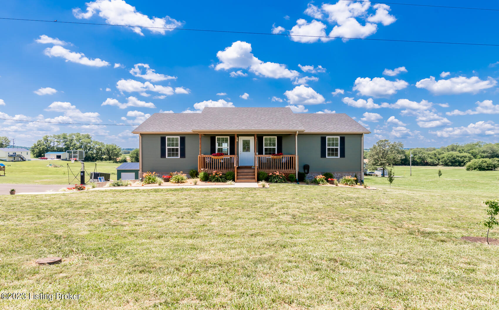 586 Owen Road Irvington, KY 40146 - Photo 1 of 74 OWP-102