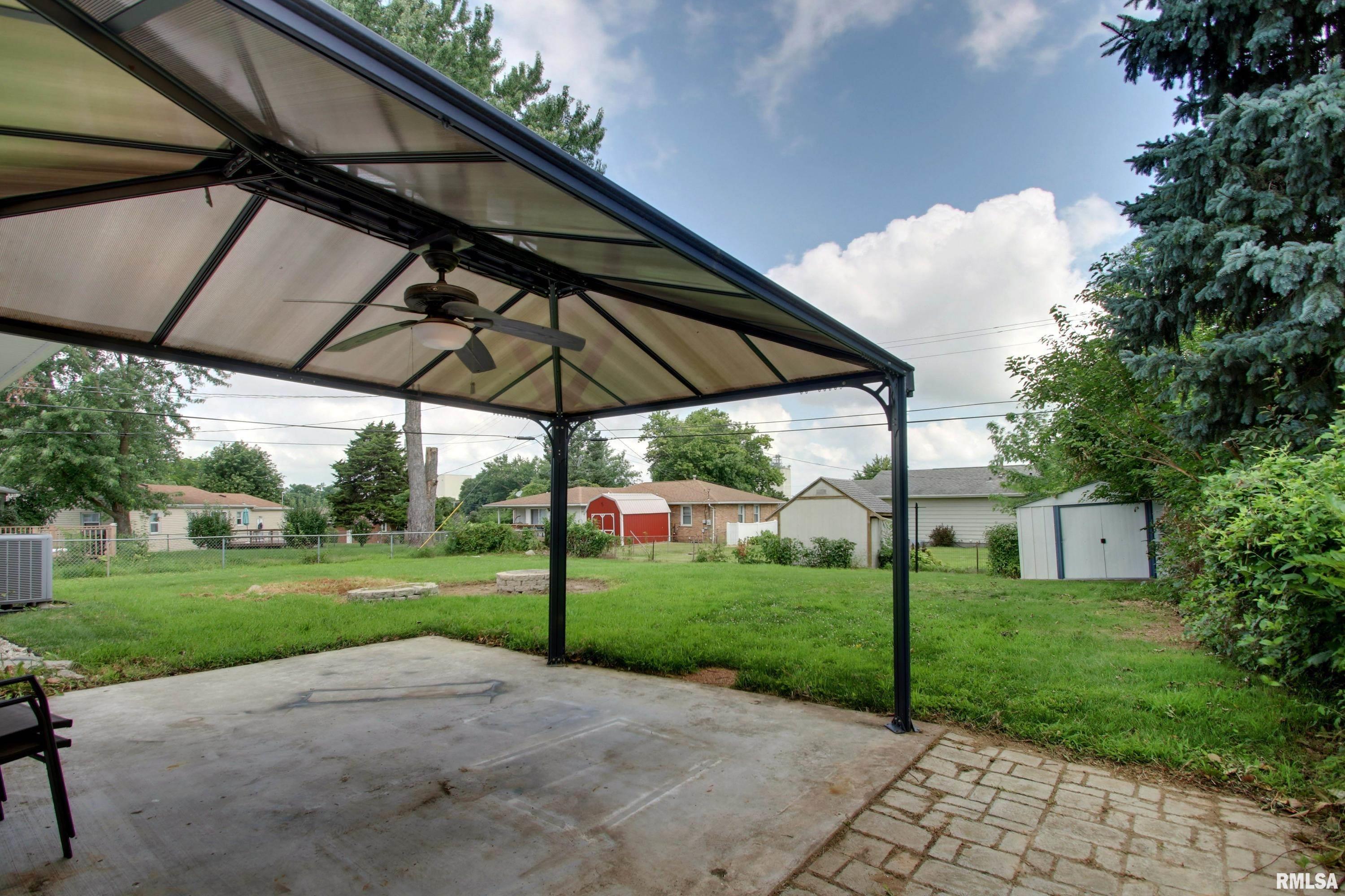 3301 Lawrence Road Quincy, IL 62301 - Photo 7 of 22