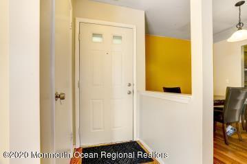 503 Harding Road, Unit 6 Freehold, NJ 07728 - Photo 4 of 23