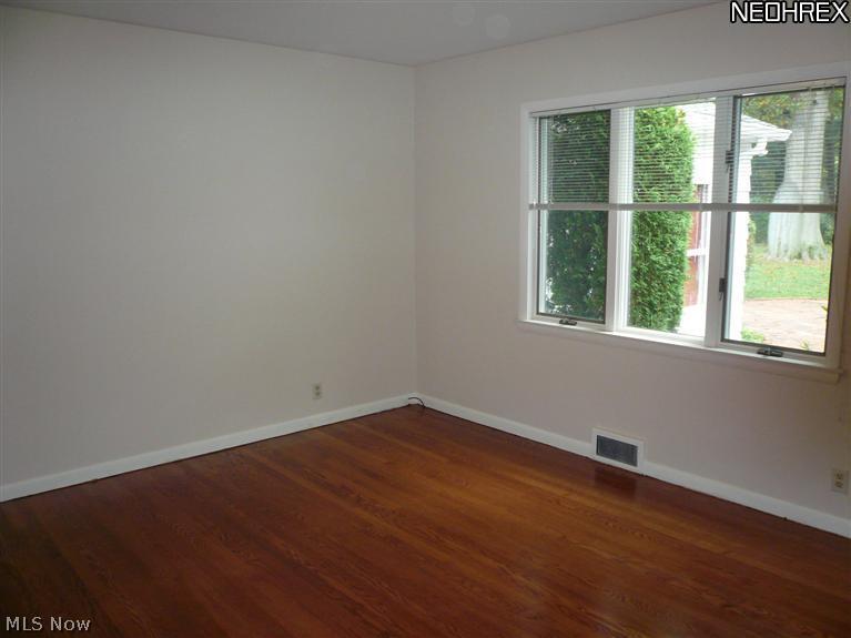 2121 Ganyard Road Akron, OH 44313 - Photo 17 of 18 Gallery Image 17