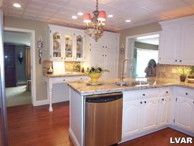 300 East Macada Road Bethlehem, PA 18017 - Photo 6 of 17 Gallery Image 6