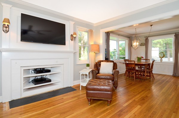 50 Topsfield Road Ipswich, MA 01938 - Photo 8 of 29 a living room with furniture and a flat screen tv