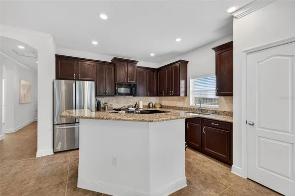 $5,300 | 3204 West Marlin Avenue, Tampa, FL 33611