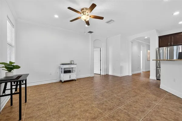 $5,300 | 3204 West Marlin Avenue, Tampa, FL 33611